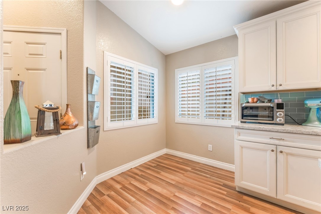 5733 Dazzling Sparks Street