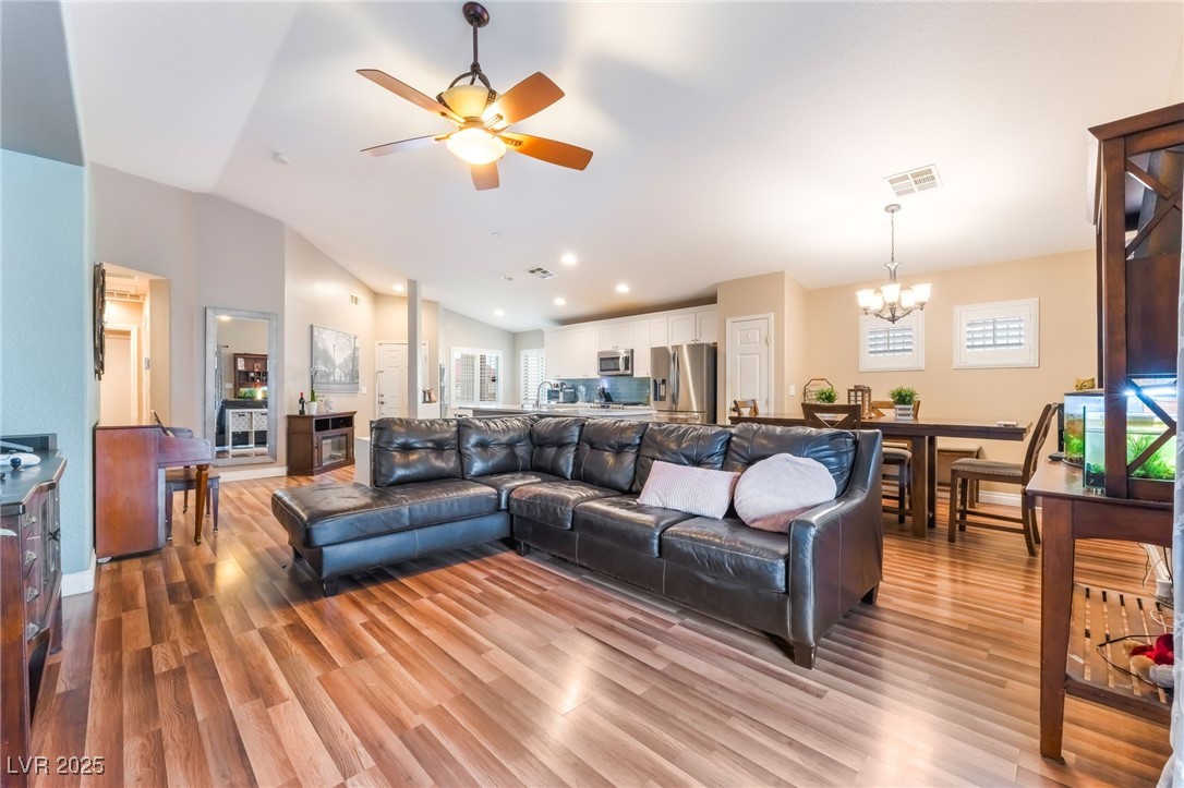 5733 Dazzling Sparks Street