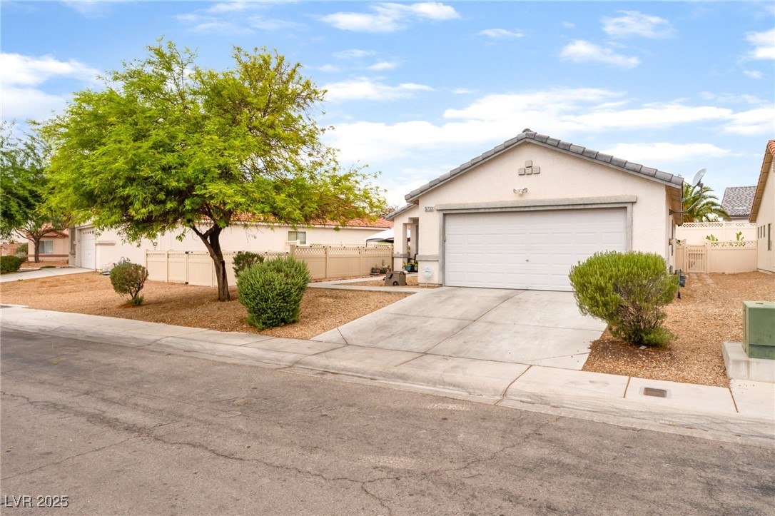 5733 Dazzling Sparks Street