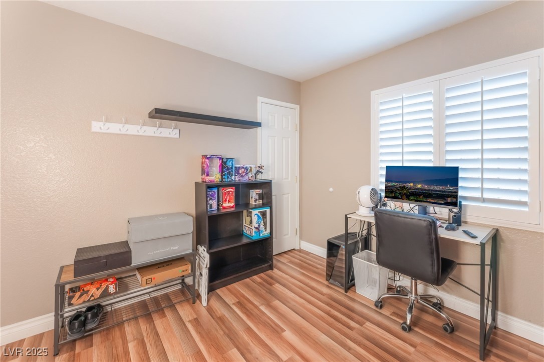 5733 Dazzling Sparks Street