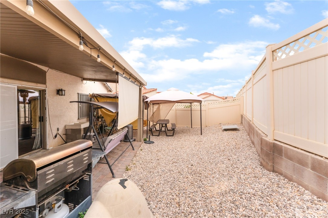 5733 Dazzling Sparks Street