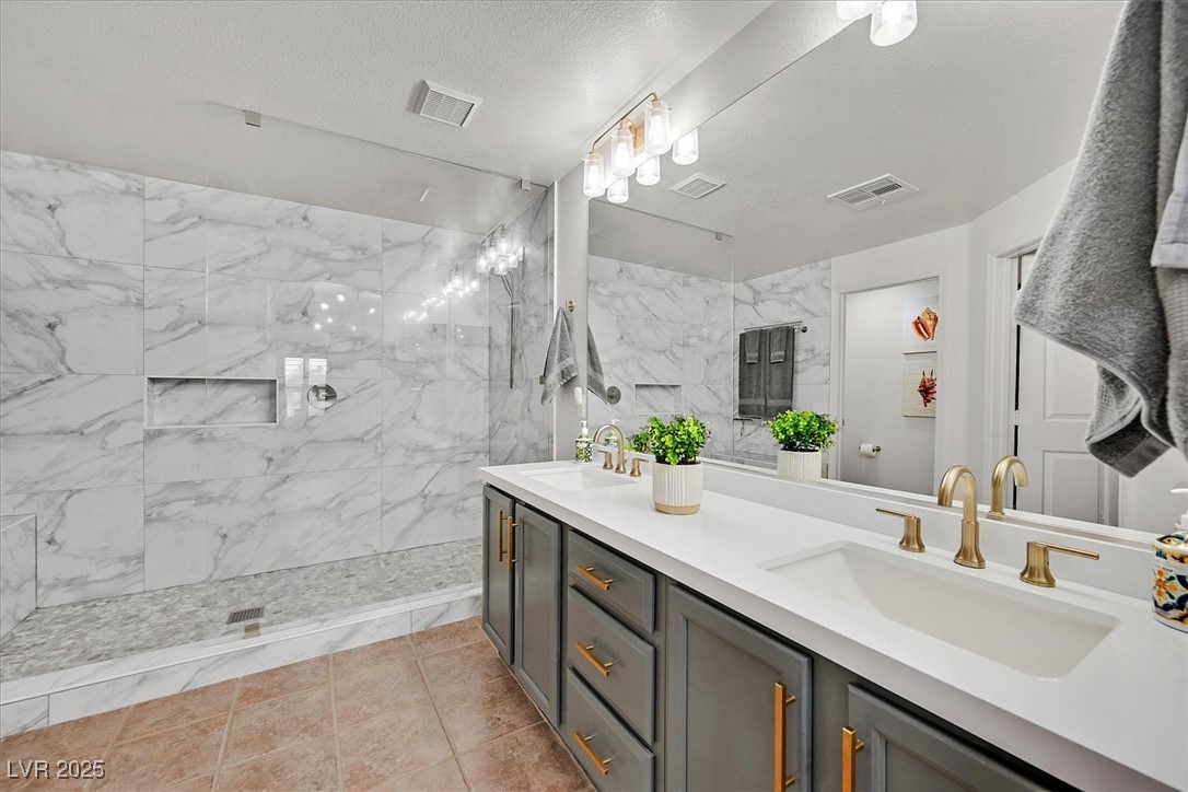10640 Amber Ridge Drive 101