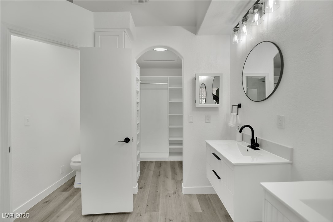 9228 Sun Rose Avenue