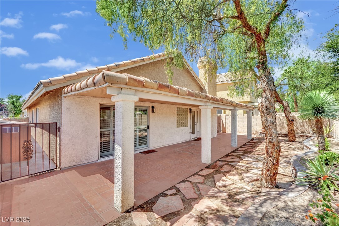 9228 Sun Rose Avenue