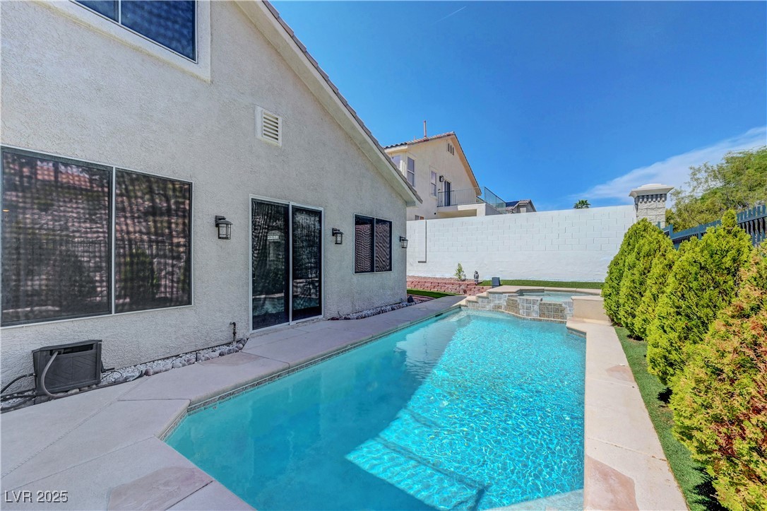 3079 Evening Mist Avenue