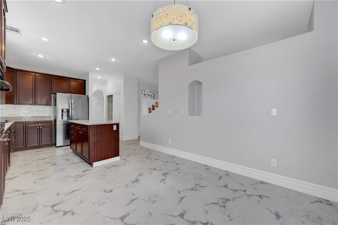 3079 Evening Mist Avenue