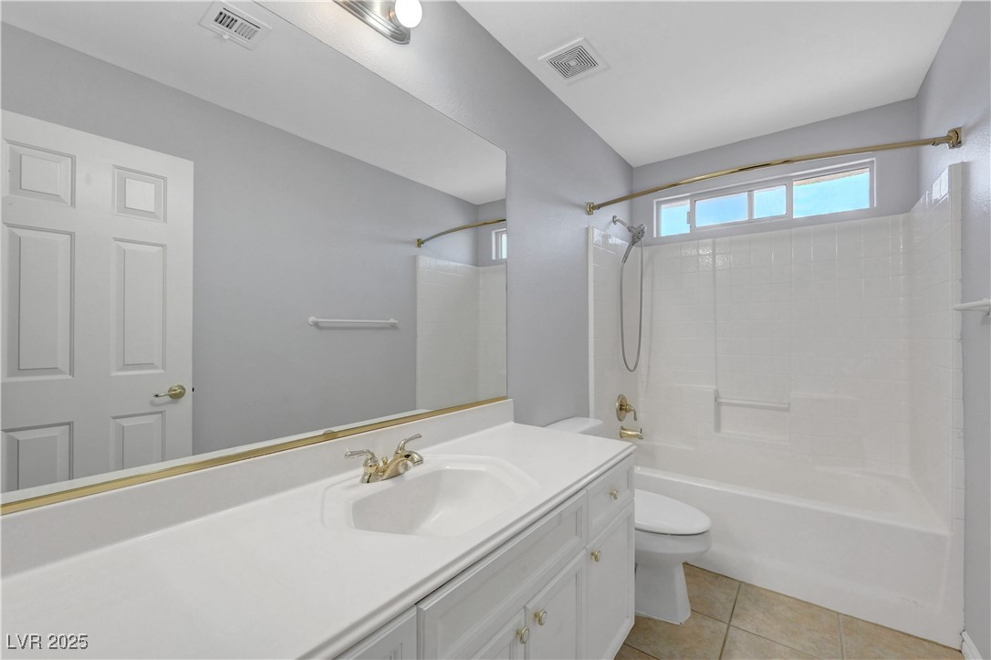 3079 Evening Mist Avenue