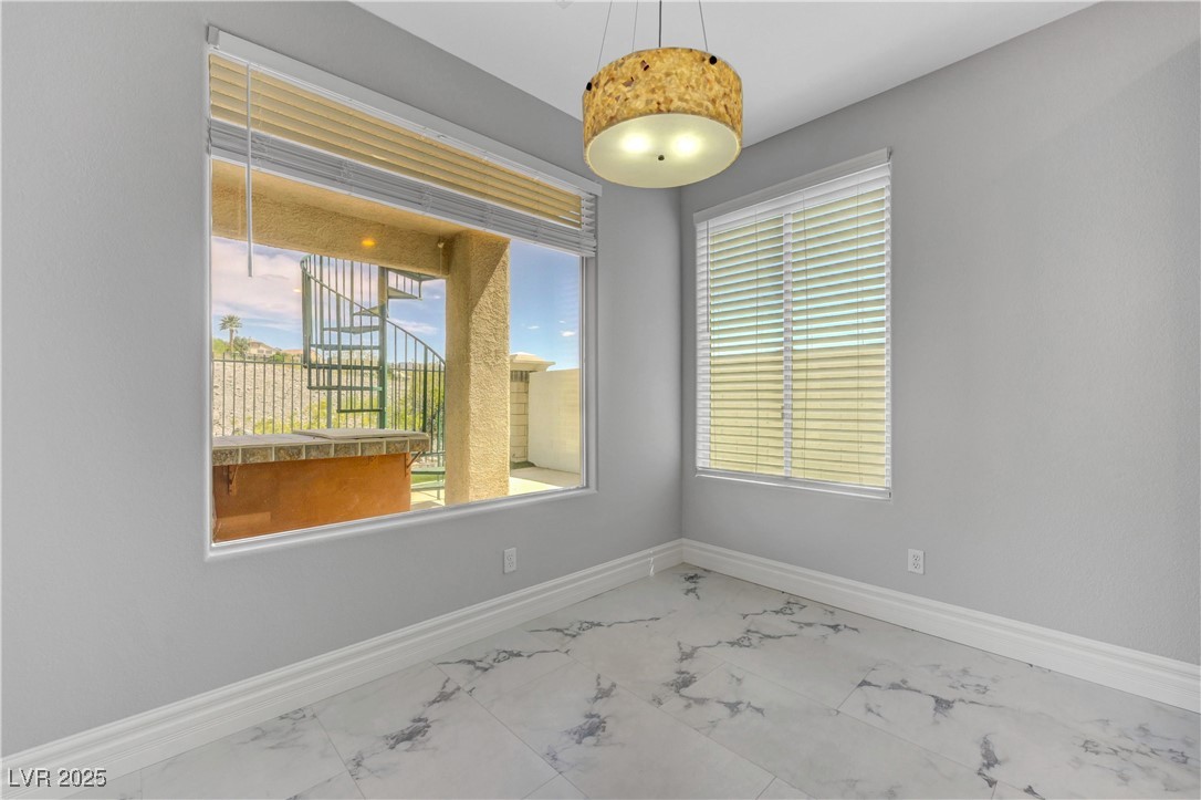 3079 Evening Mist Avenue