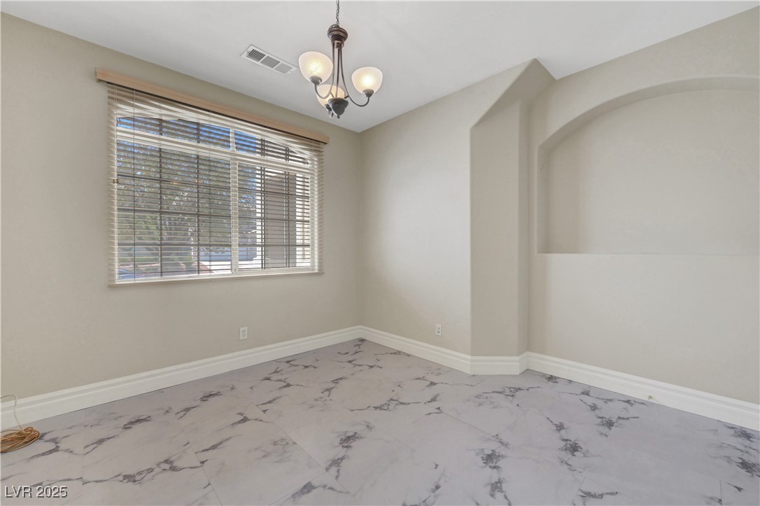3079 Evening Mist Avenue