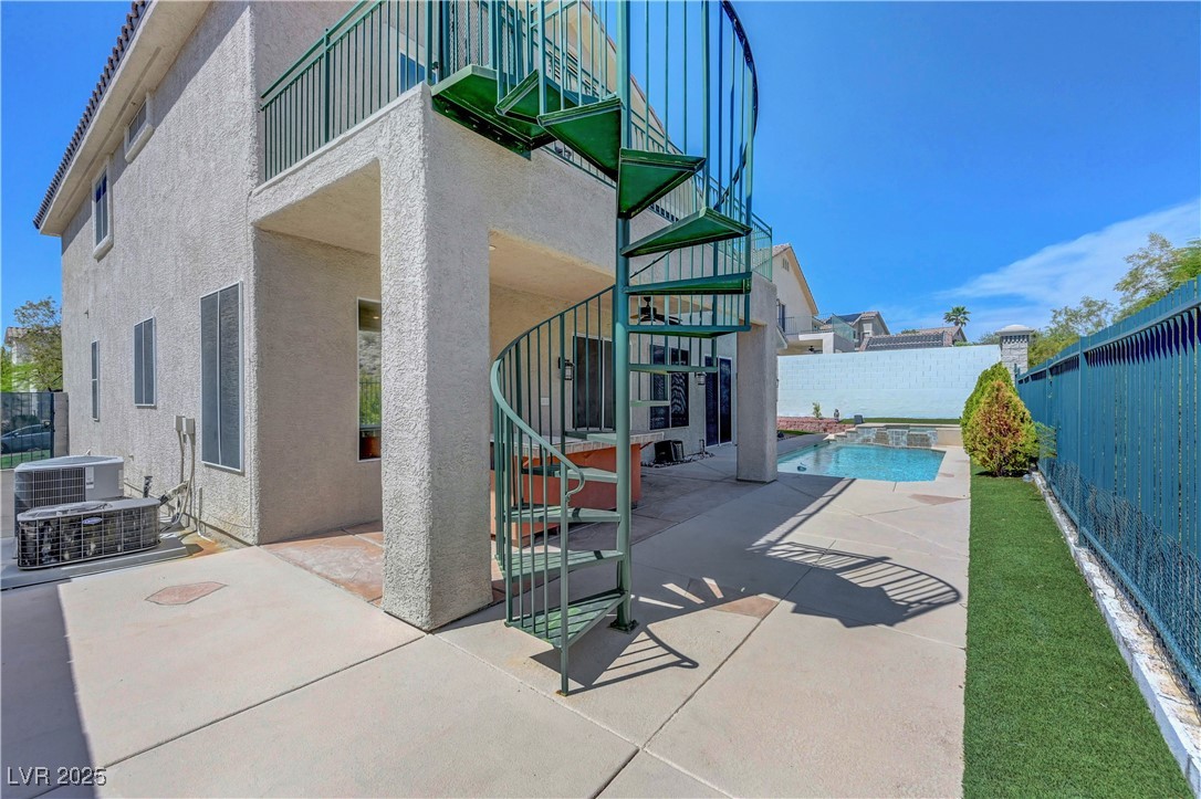 3079 Evening Mist Avenue