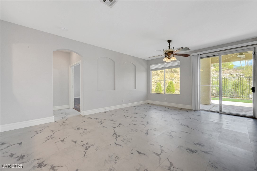 3079 Evening Mist Avenue