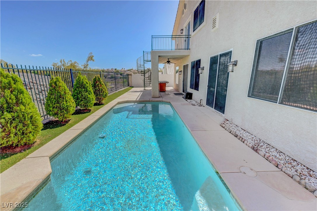 3079 Evening Mist Avenue