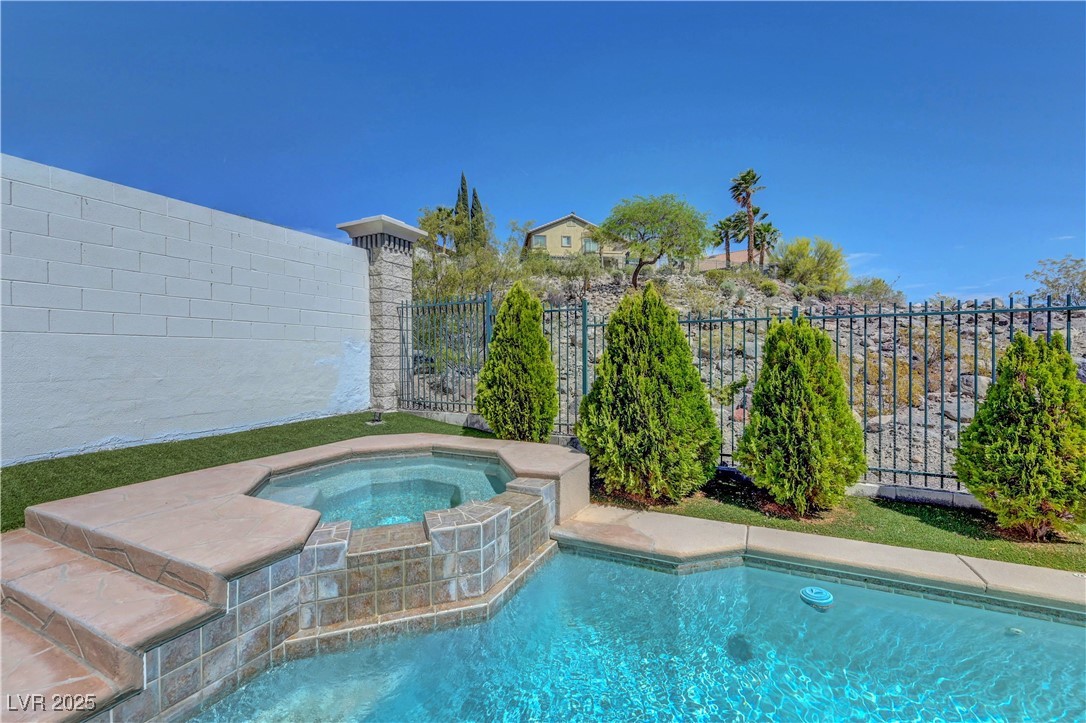 3079 Evening Mist Avenue