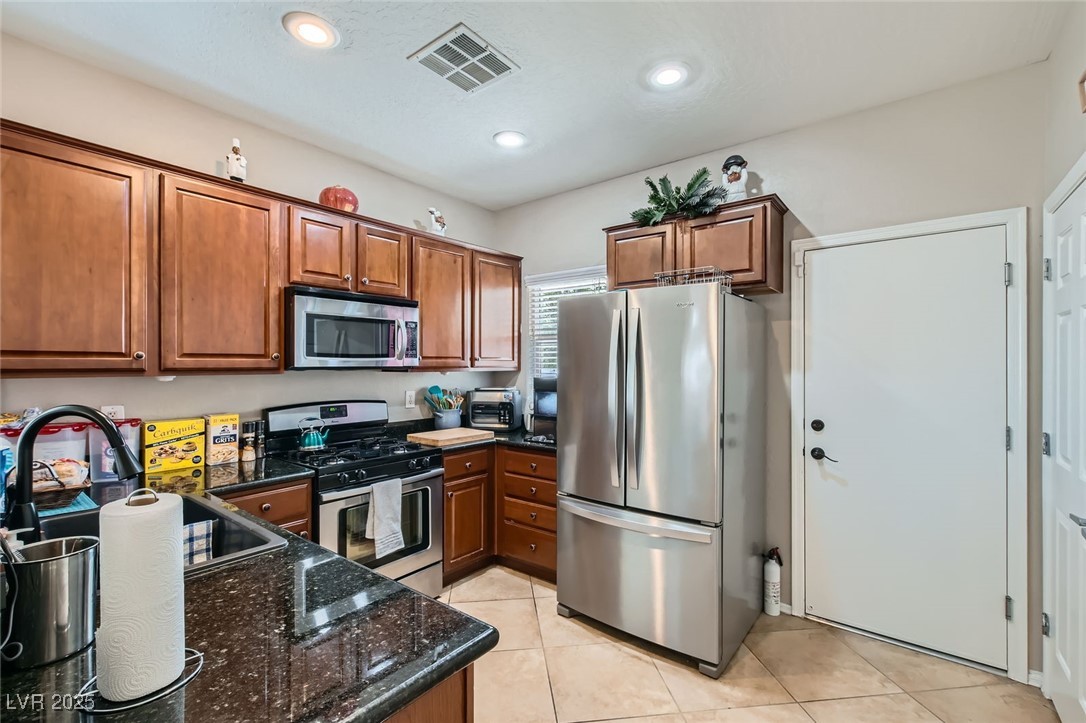 7717 Pine Warbler Way