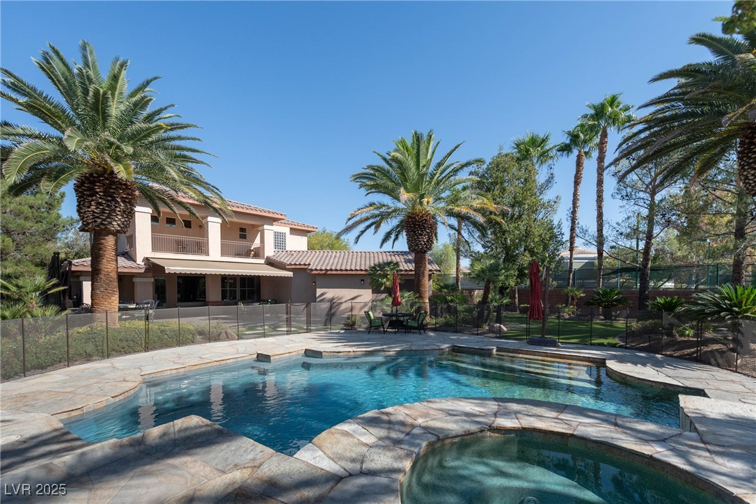 2285 Villefort Court