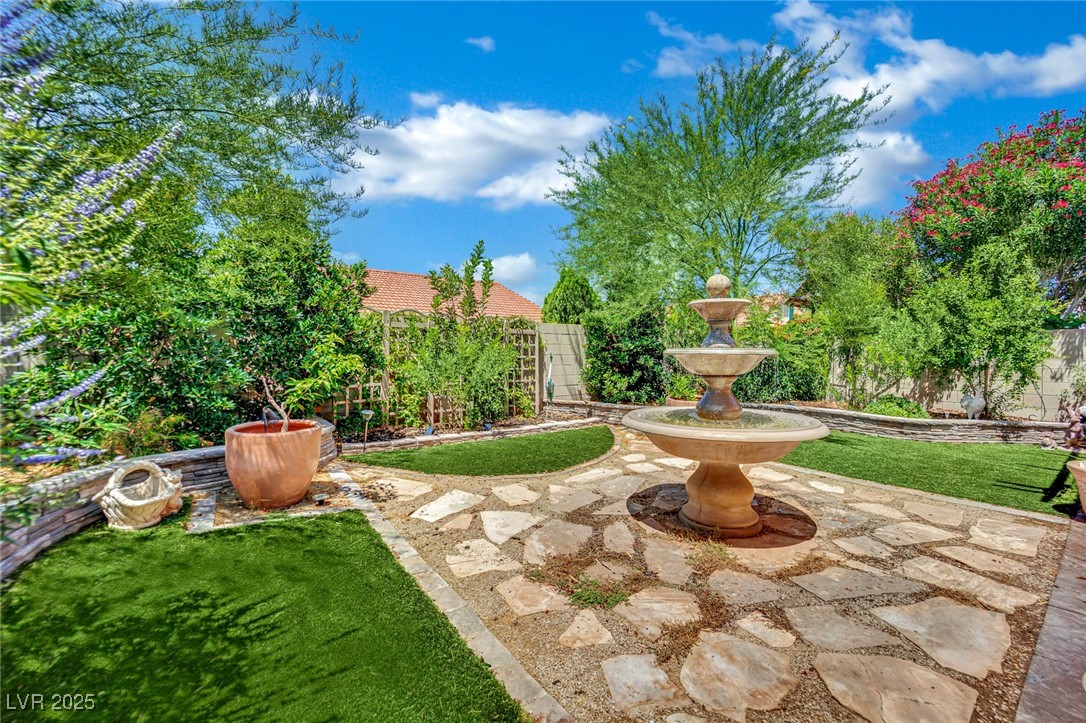 326 Caneflower Court