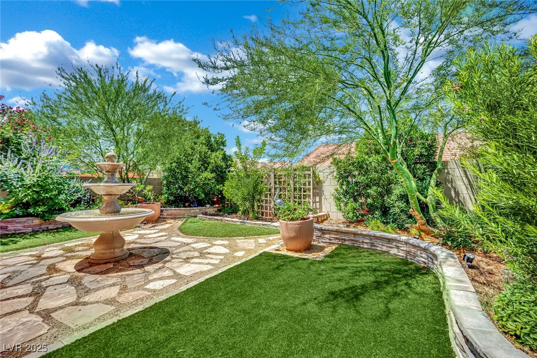 326 Caneflower Court