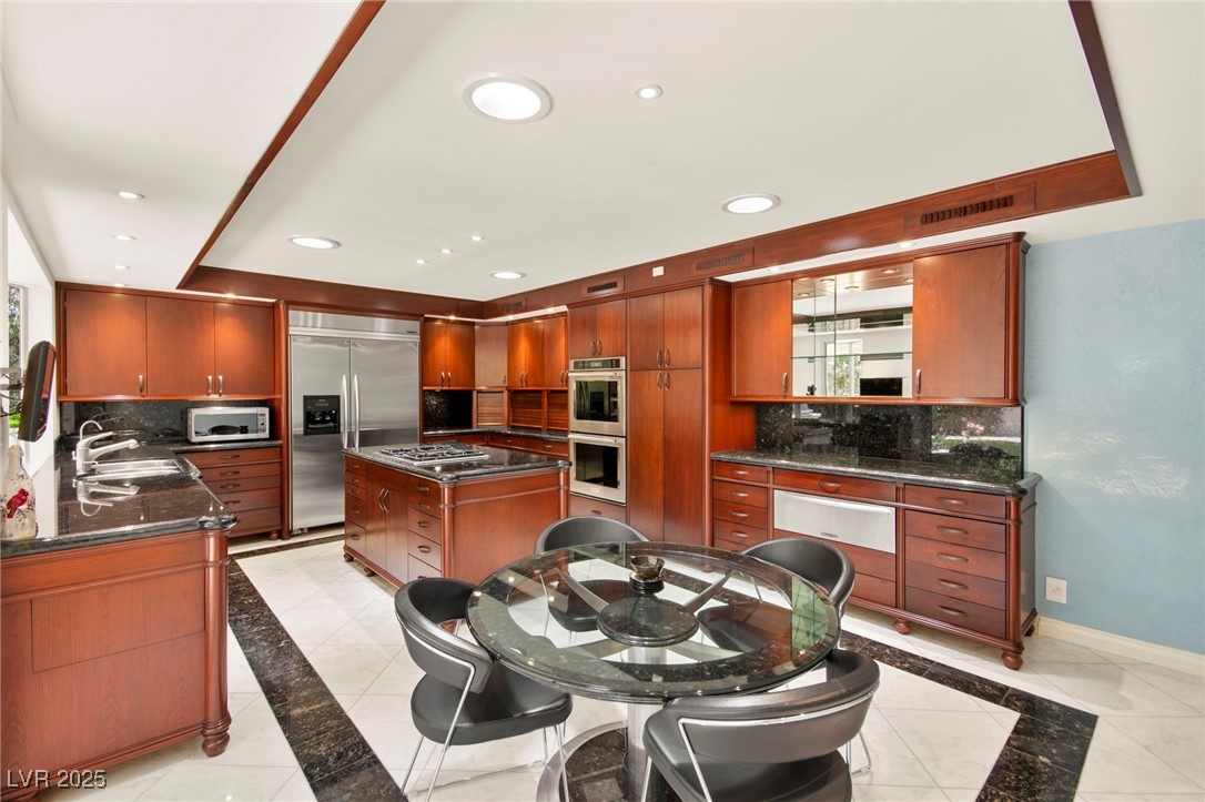 226 Dalmatian Lane