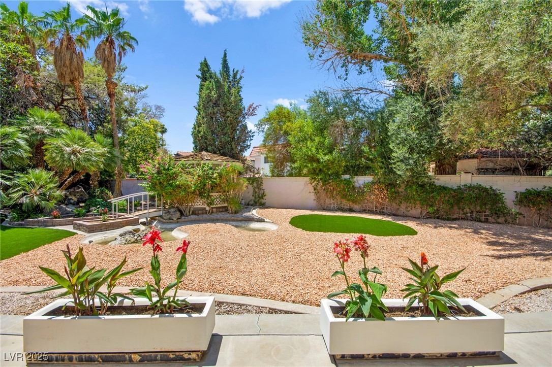 226 Dalmatian Lane