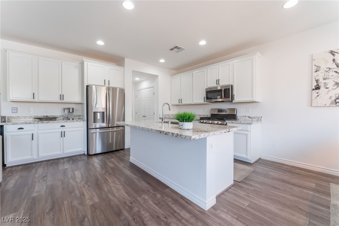 7132 Sayonara Vista Street