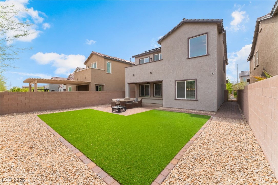 7132 Sayonara Vista Street