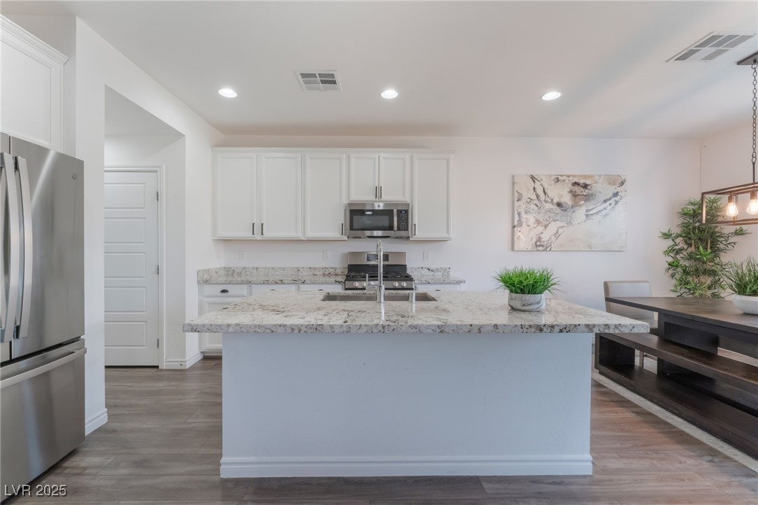 7132 Sayonara Vista Street