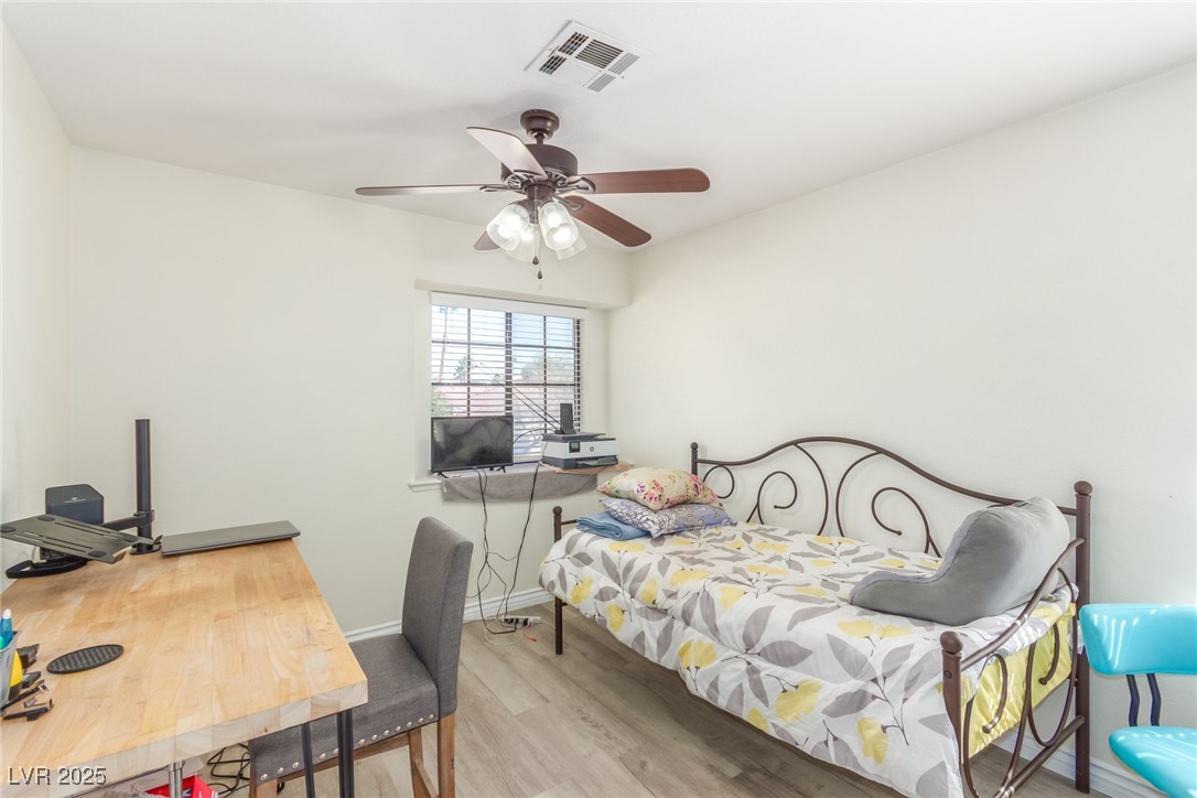 5221 Crooked River Circle