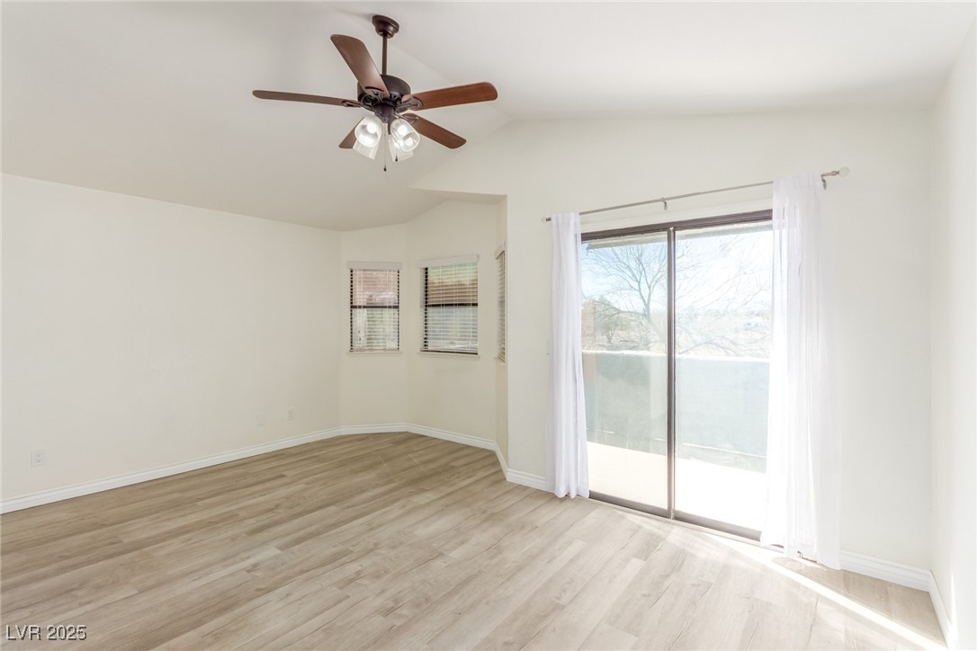 5221 Crooked River Circle