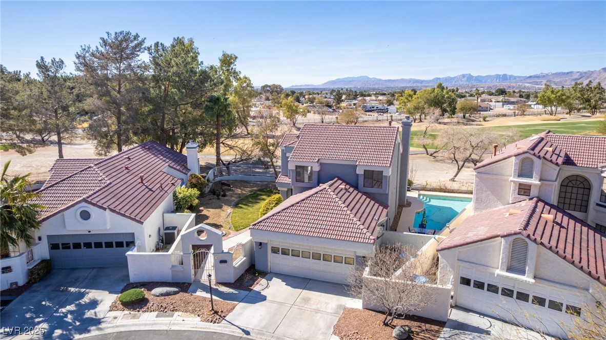 5221 Crooked River Circle