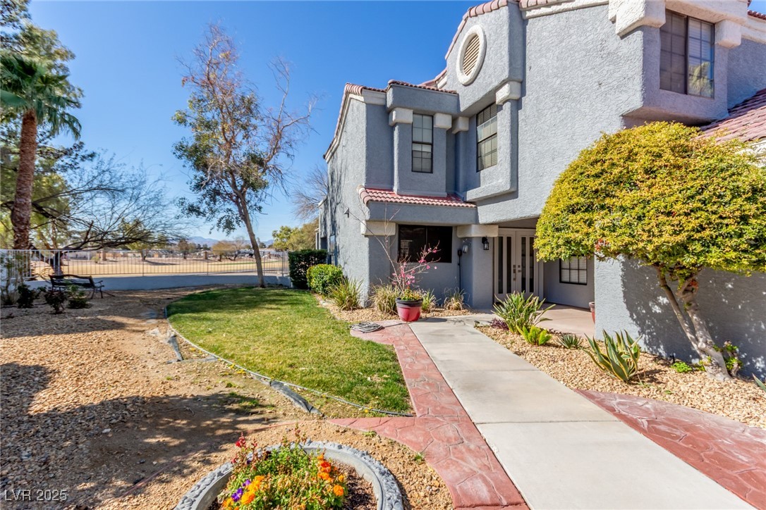 5221 Crooked River Circle