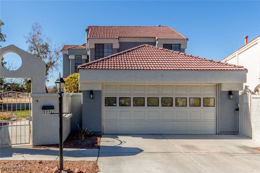 5221 Crooked River Circle