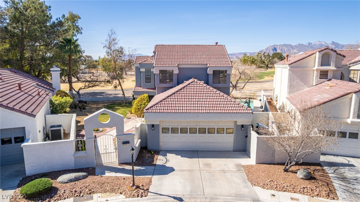 5221 Crooked River Circle