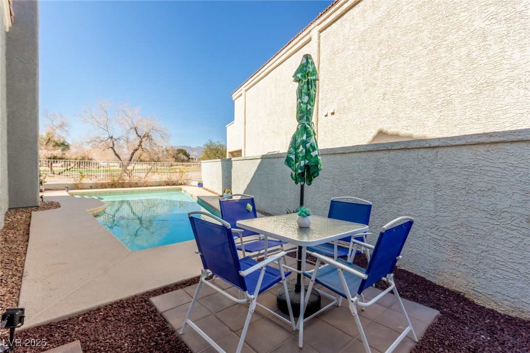 5221 Crooked River Circle