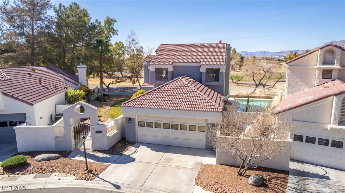 5221 Crooked River Circle