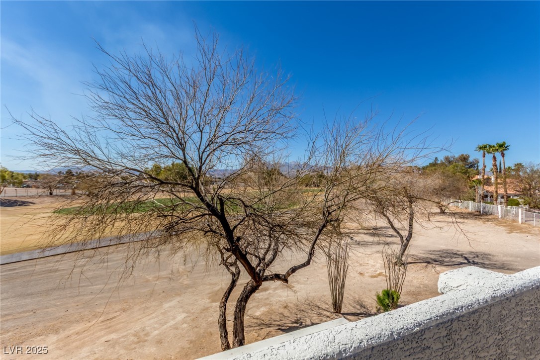 5221 Crooked River Circle