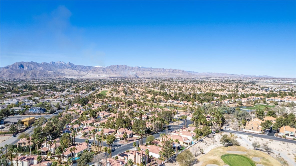 5221 Crooked River Circle