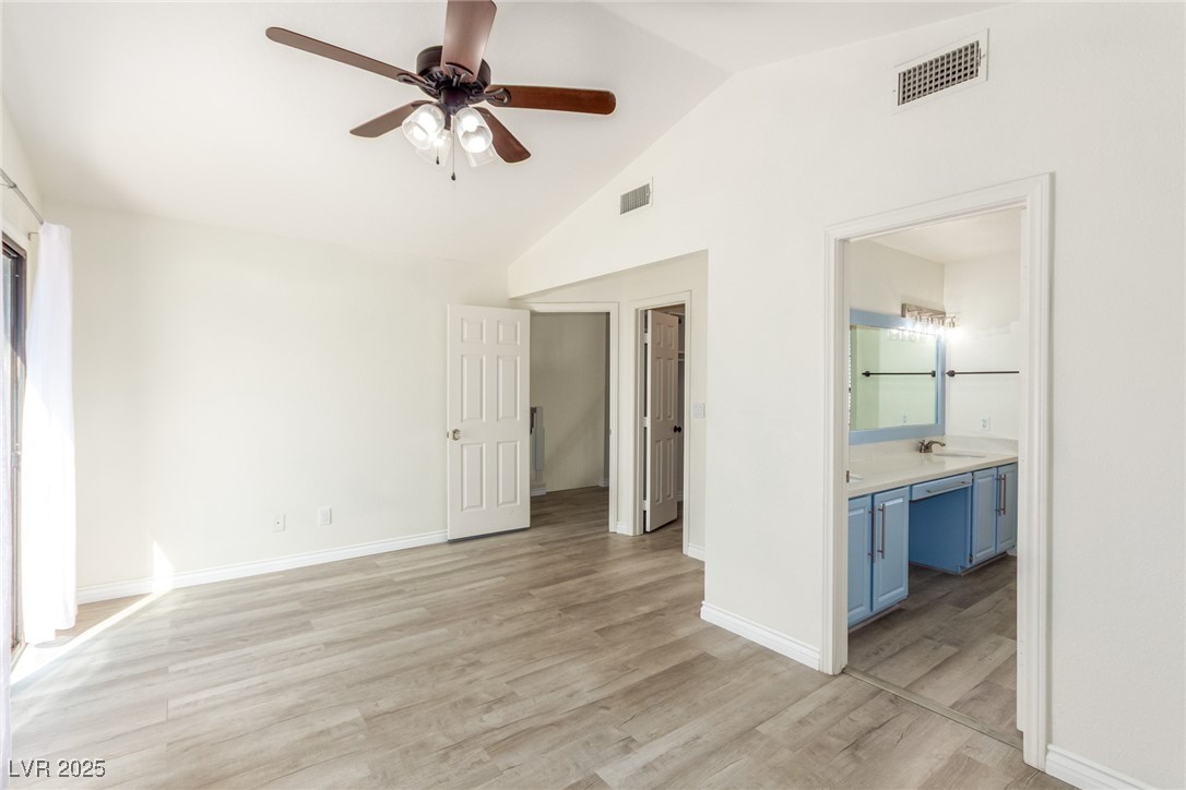 5221 Crooked River Circle