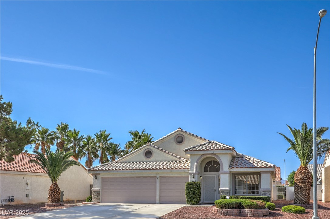 5425 Thomaston Court
