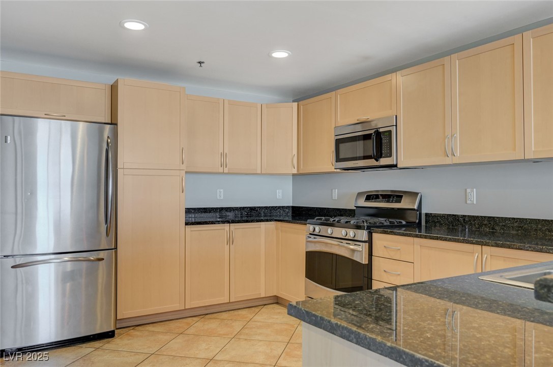 150 Las Vegas Boulevard 1716