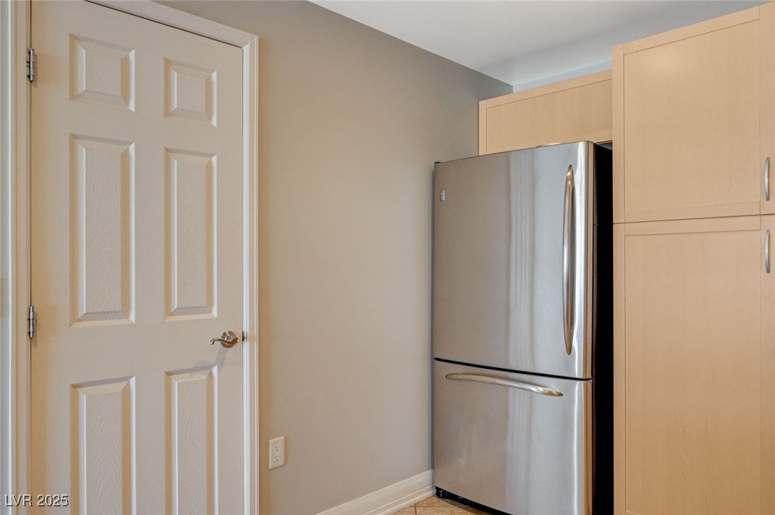 150 Las Vegas Boulevard 1716