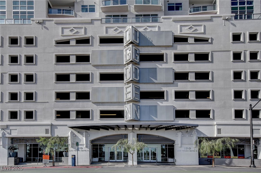 150 Las Vegas Boulevard 1716