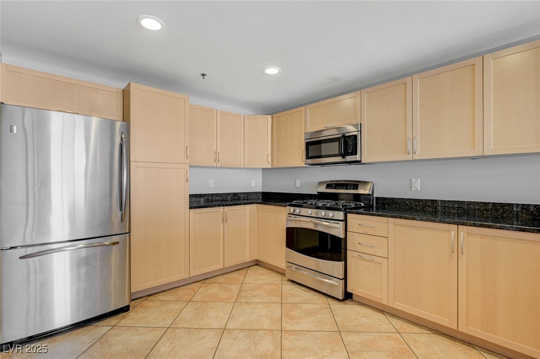 150 Las Vegas Boulevard 1716