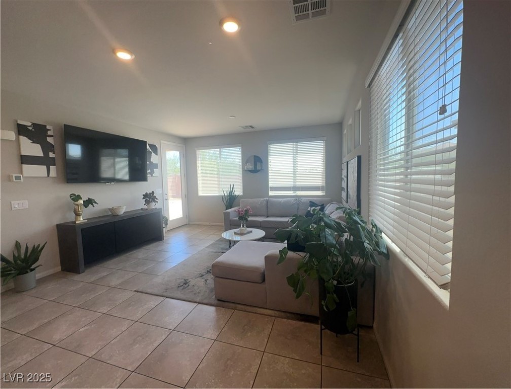 7636 Bandon Cliffs Street