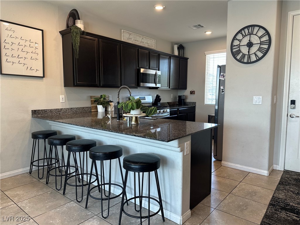 7636 Bandon Cliffs Street