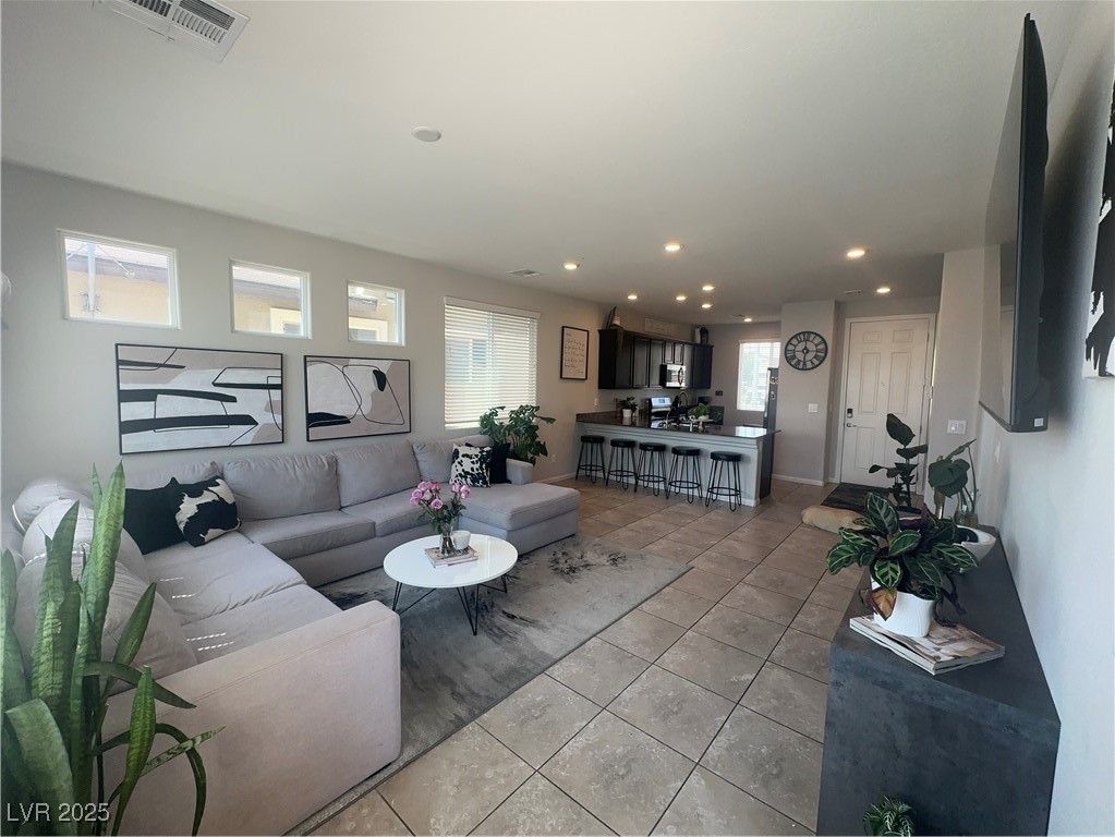 7636 Bandon Cliffs Street