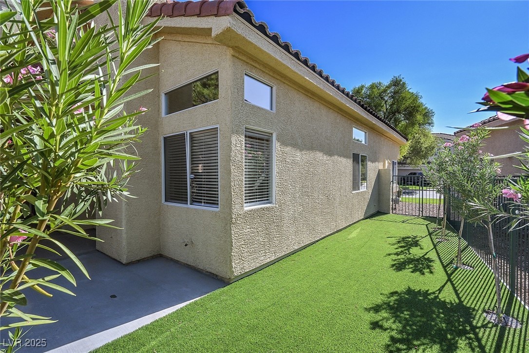 1795 Lily Pond Circle 0