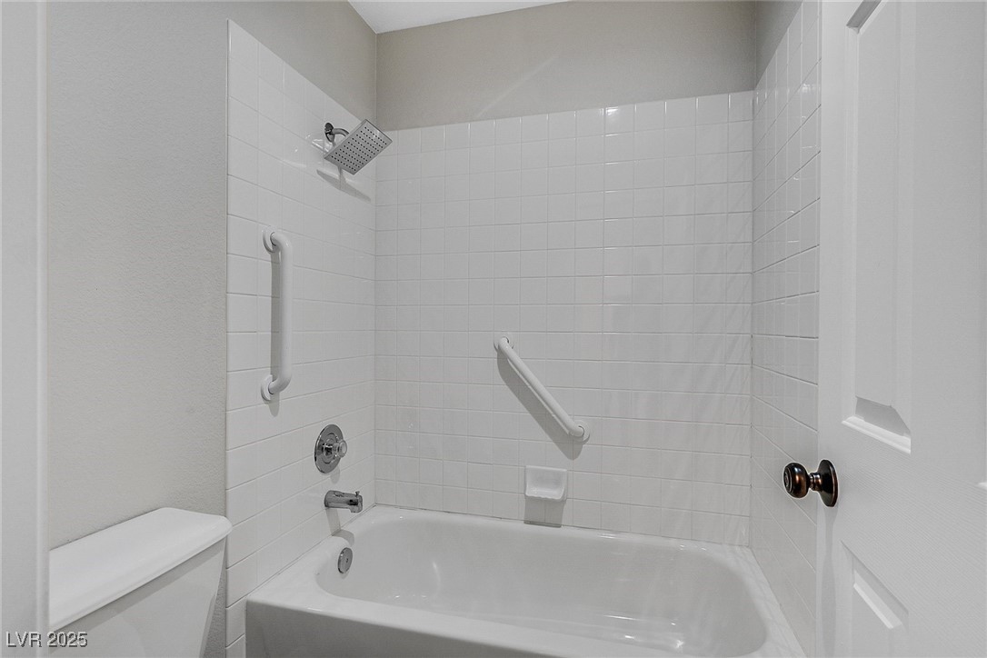 1795 Lily Pond Circle 0