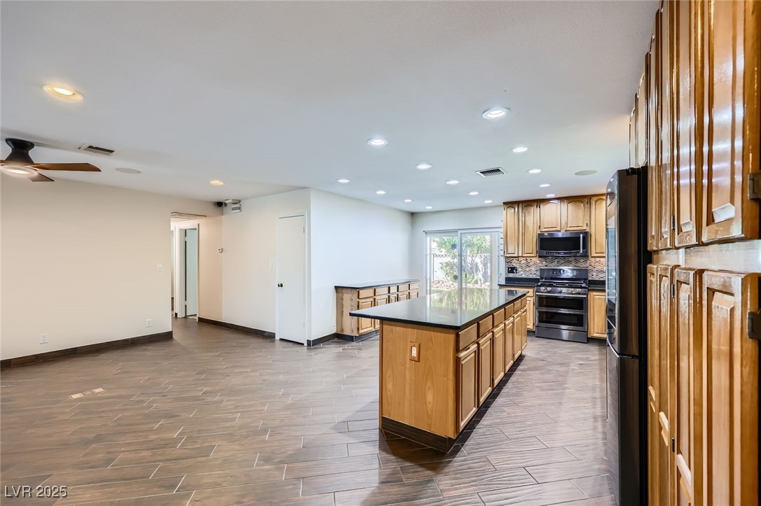 3557 Wayne Circle