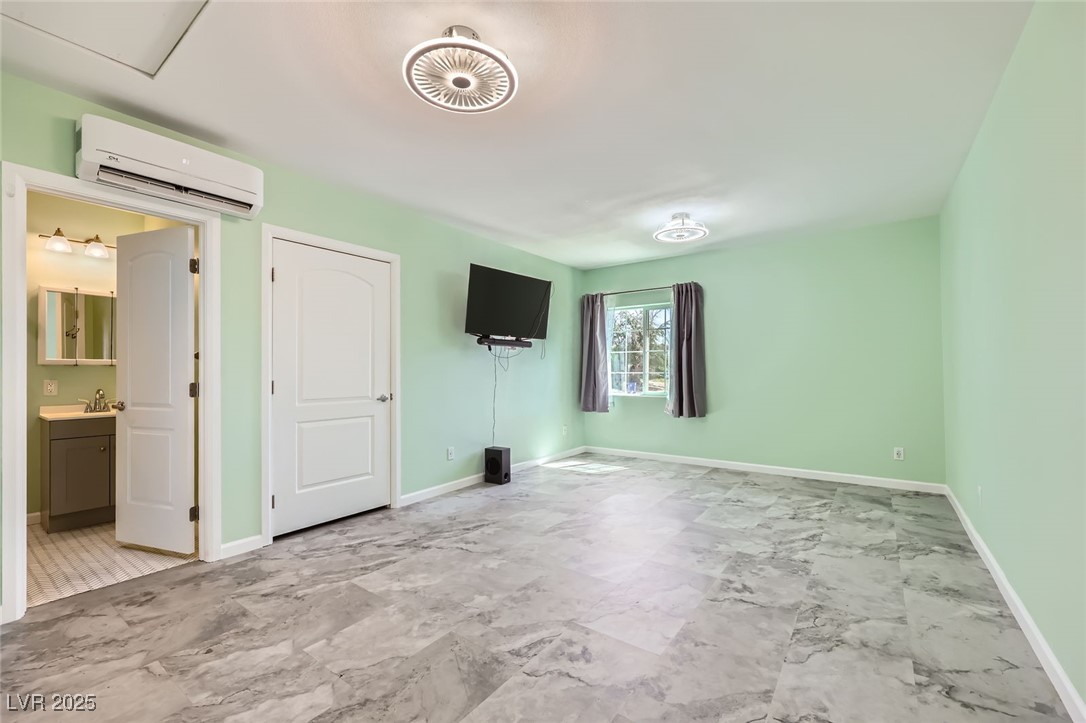 3557 Wayne Circle