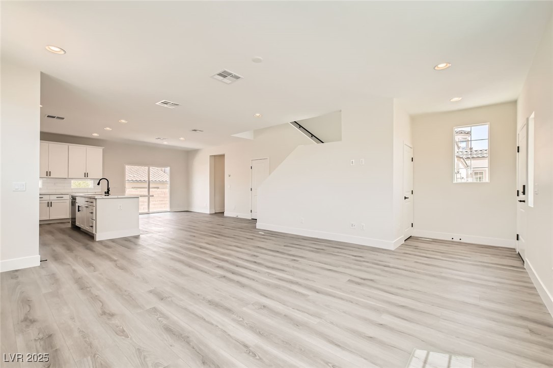 9712 Rocket Grove Court